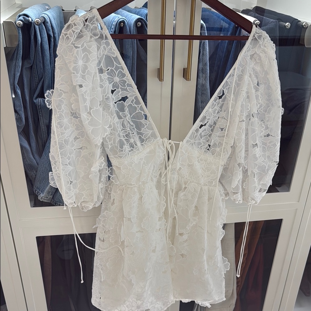 Elegant White Floral Lace dress